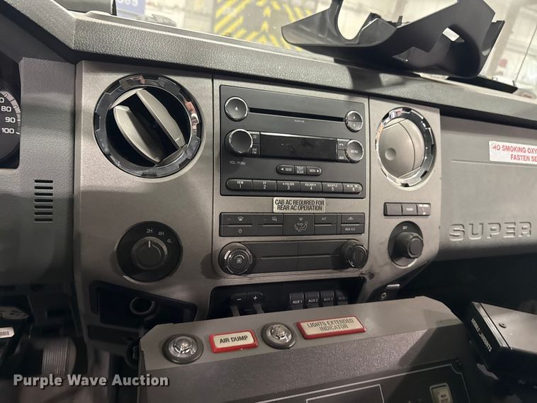 image for item ES5922 2013 Ford F450 Super Duty ambulance