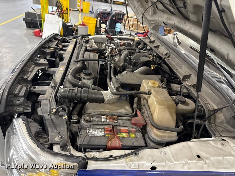 image for item ES5922 2013 Ford F450 Super Duty ambulance