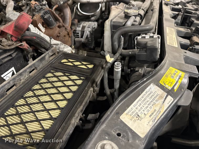 image for item ES5922 2013 Ford F450 Super Duty ambulance