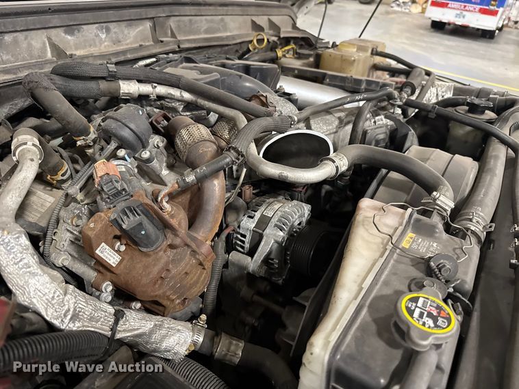 image for item ES5922 2013 Ford F450 Super Duty ambulance