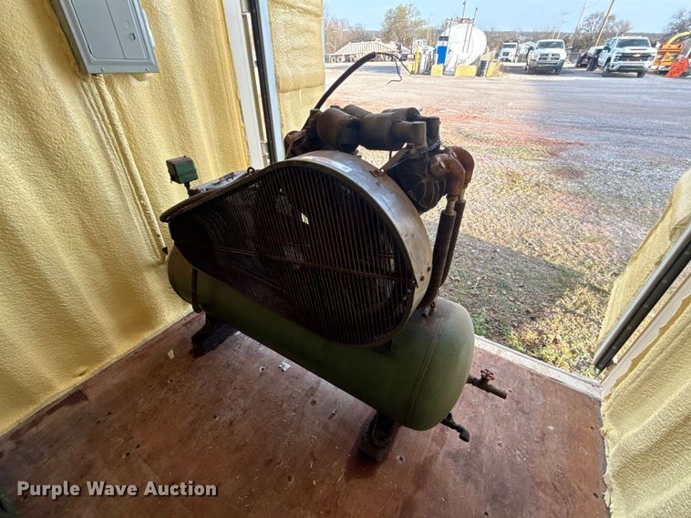 image for item ES5925 Speedaire 3Z243C air compressor