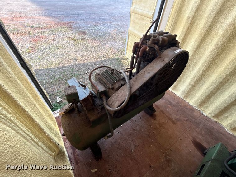 image for item ES5925 Speedaire 3Z243C air compressor