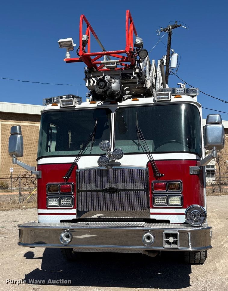 image for item ES8553 2013 E-one Cyclone ladder fire truck