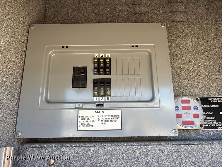 image for item ES8553 2013 E-one Cyclone ladder fire truck