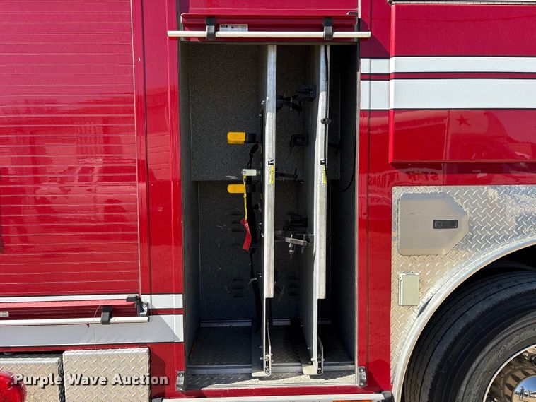 image for item ES8553 2013 E-one Cyclone ladder fire truck