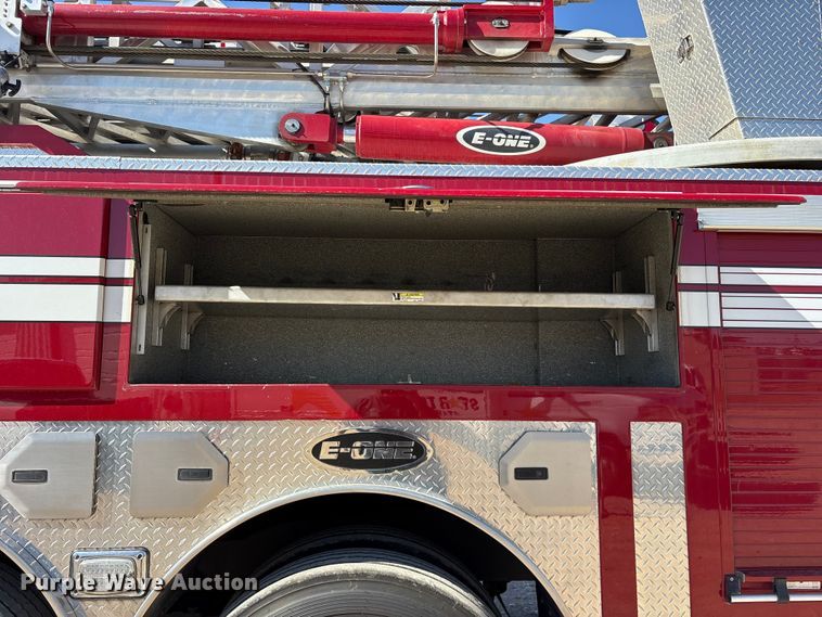 image for item ES8553 2013 E-one Cyclone ladder fire truck