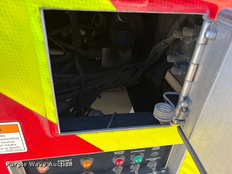 image for item ES8553 2013 E-one Cyclone ladder fire truck