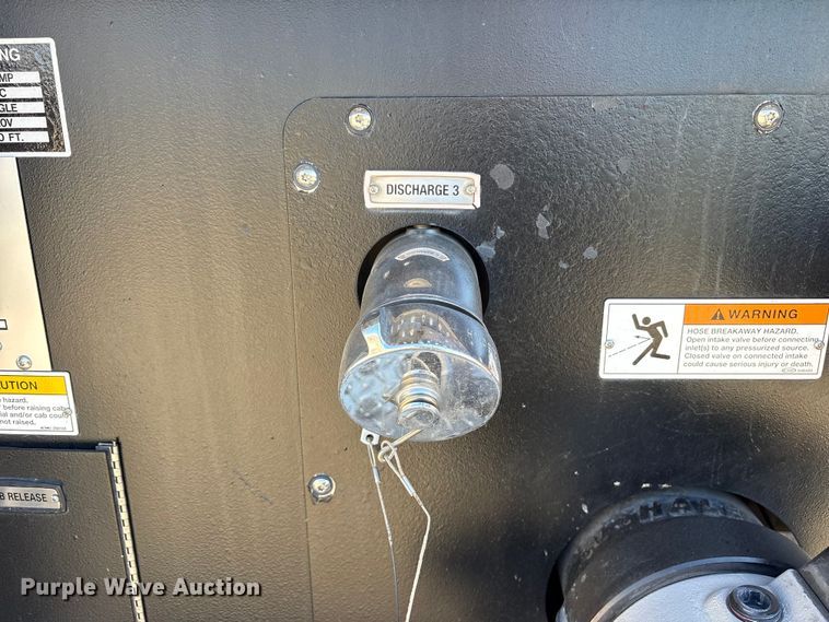 image for item ES8553 2013 E-one Cyclone ladder fire truck