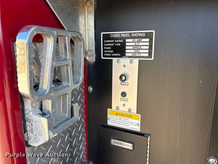 image for item ES8553 2013 E-one Cyclone ladder fire truck