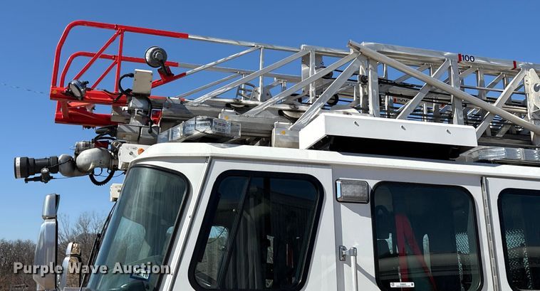 image for item ES8553 2013 E-one Cyclone ladder fire truck
