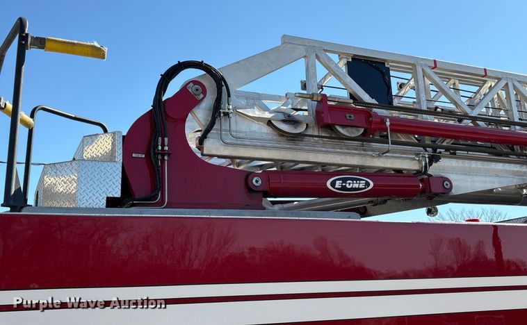 image for item ES8553 2013 E-one Cyclone ladder fire truck