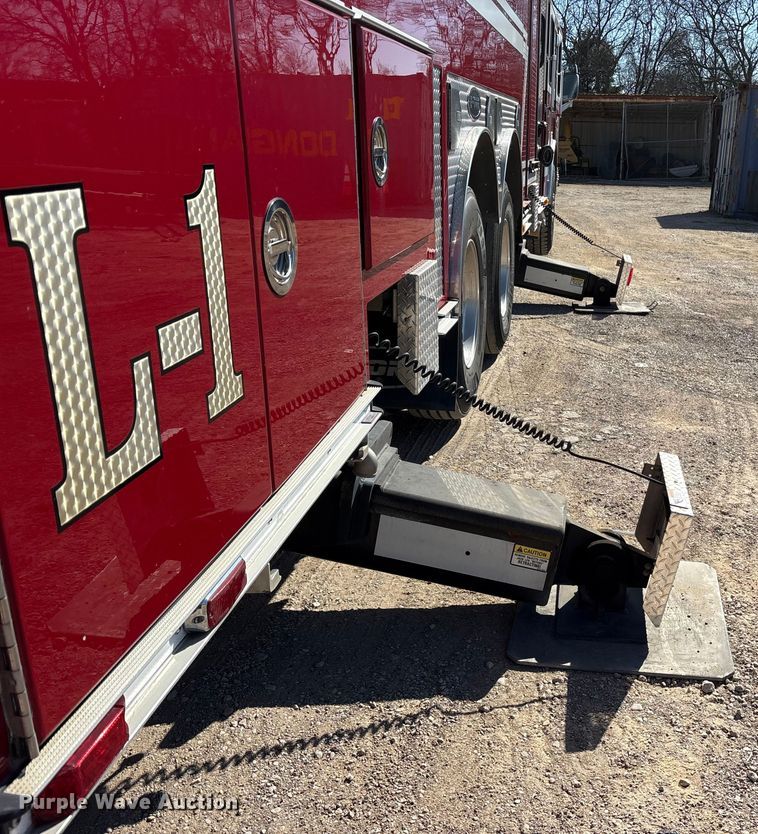 image for item ES8553 2013 E-one Cyclone ladder fire truck