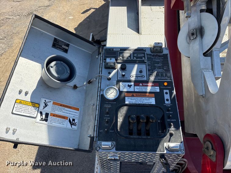 image for item ES8553 2013 E-one Cyclone ladder fire truck