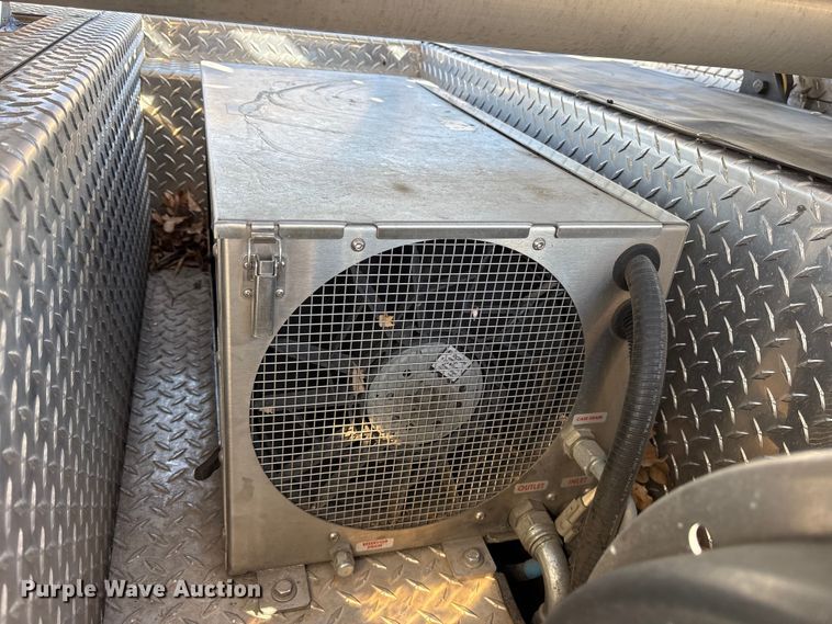 image for item ES8553 2013 E-one Cyclone ladder fire truck