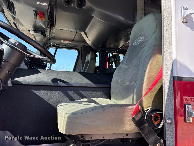 image for item ES8553 2013 E-one Cyclone ladder fire truck