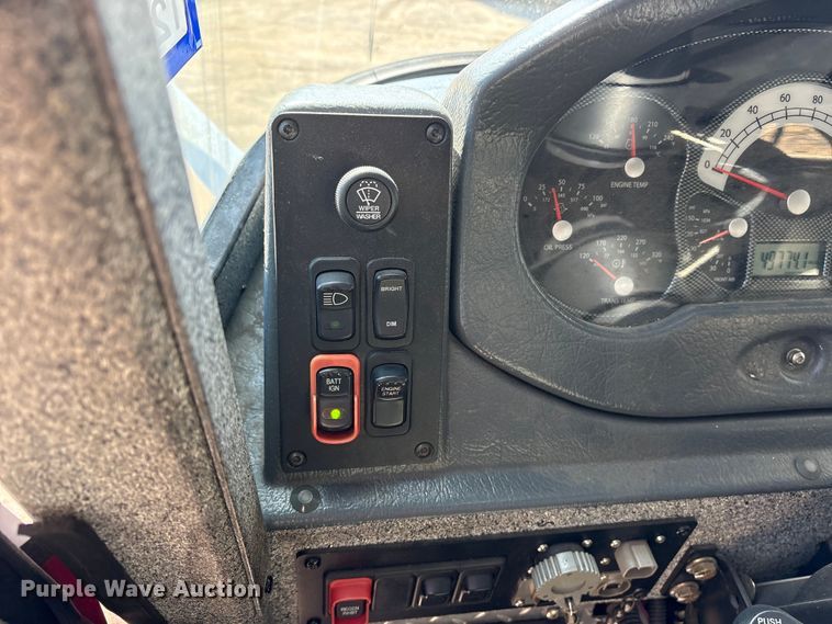 image for item ES8553 2013 E-one Cyclone ladder fire truck