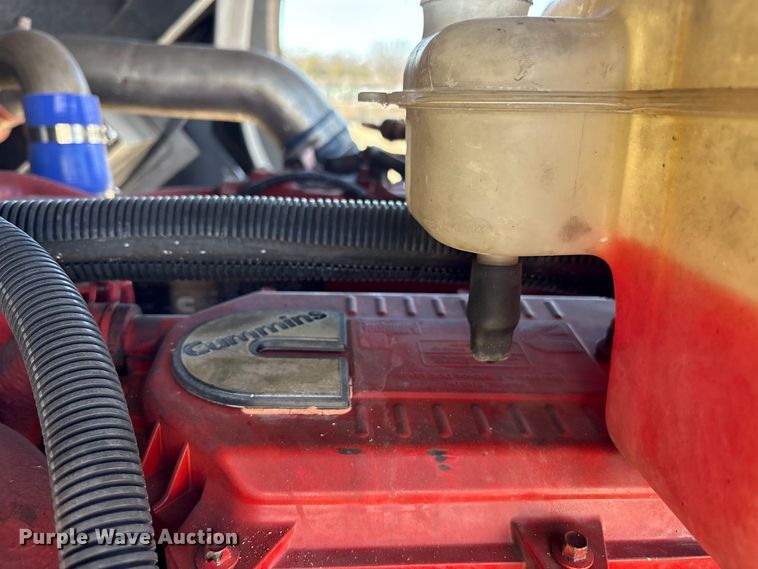 image for item ES8553 2013 E-one Cyclone ladder fire truck