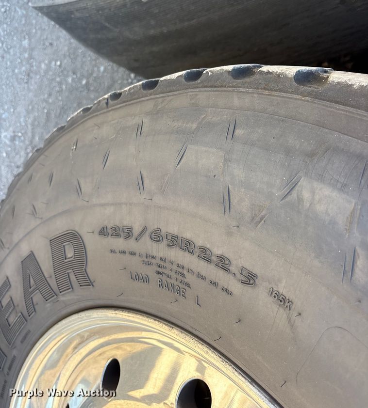 image for item ES8553 2013 E-one Cyclone ladder fire truck