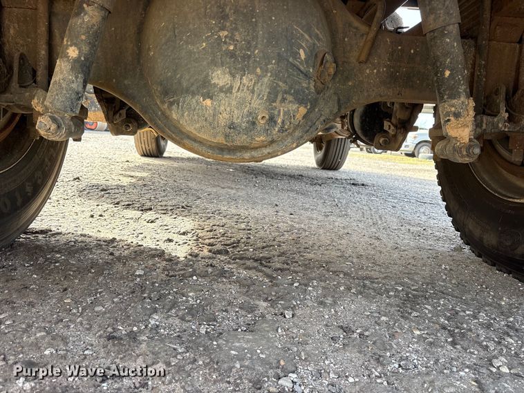 image for item ES8590 2013 Freightliner Business Class M2 dump truck