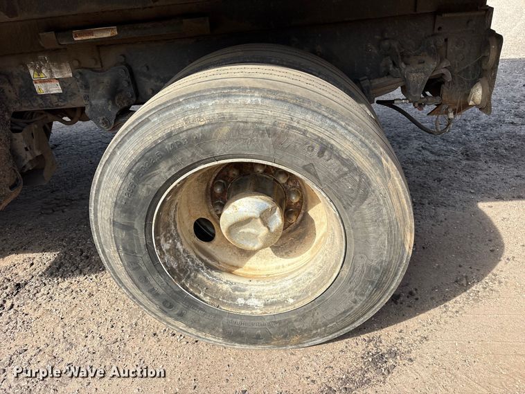 image for item ES8590 2013 Freightliner Business Class M2 dump truck