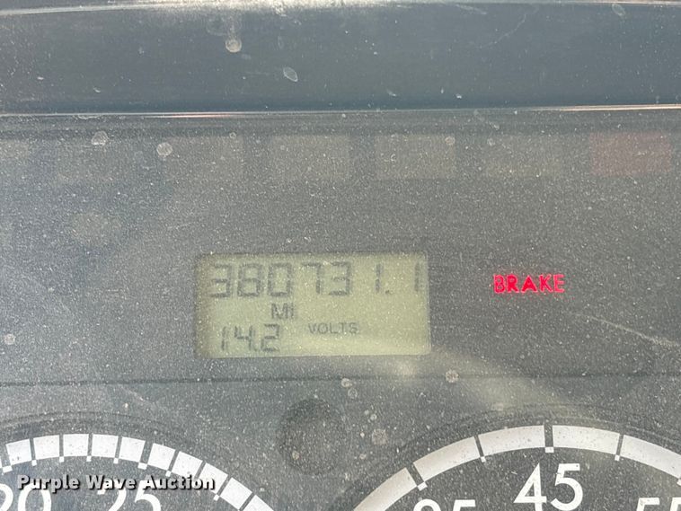 image for item ES8590 2013 Freightliner Business Class M2 dump truck