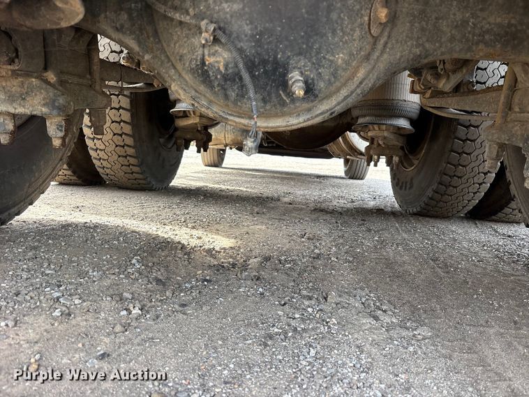 image for item ES8591 2010 International ProStar dump truck