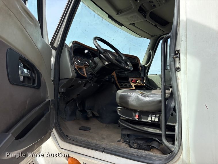 image for item ES8591 2010 International ProStar dump truck