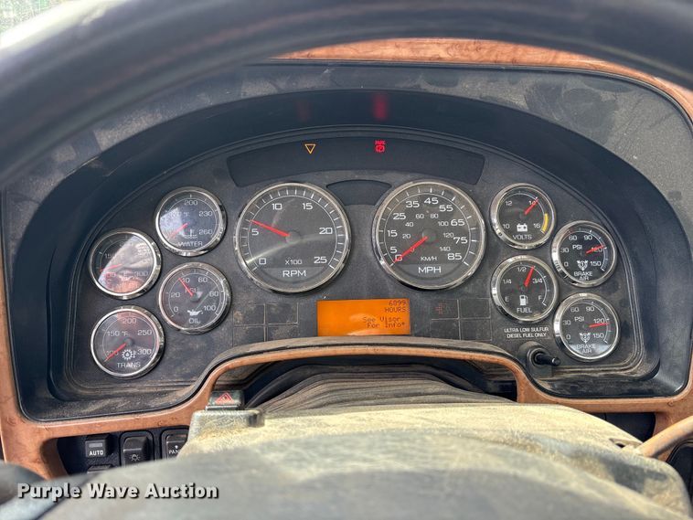 image for item ES8591 2010 International ProStar dump truck