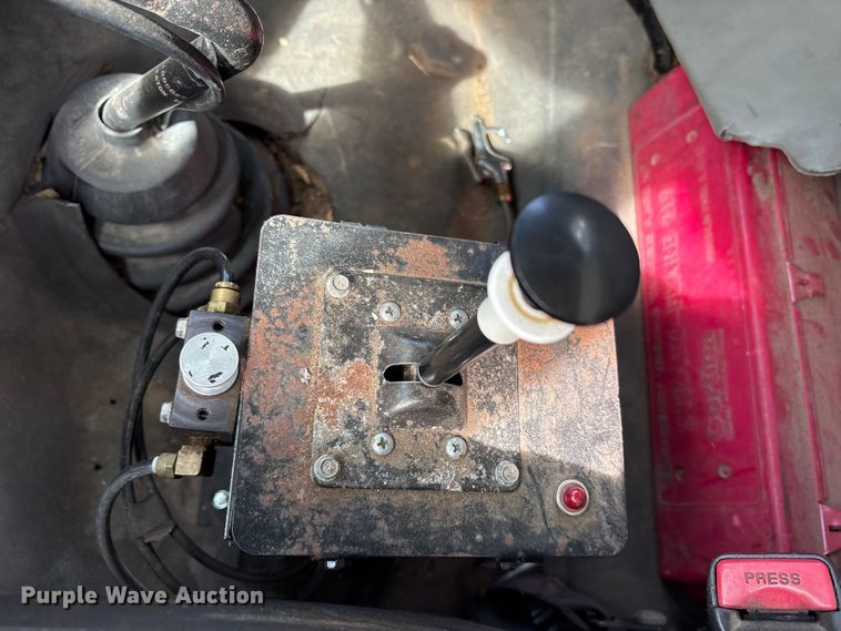 image for item ES8591 2010 International ProStar dump truck