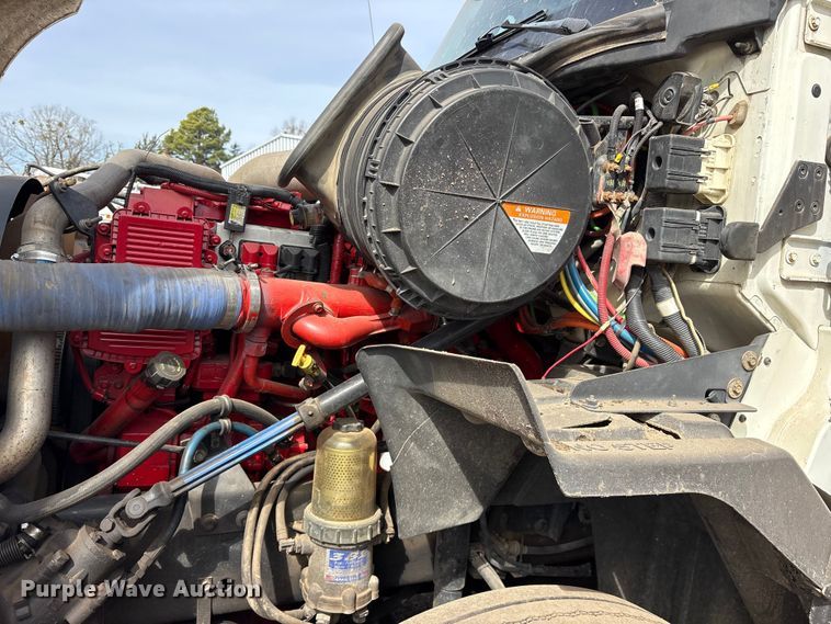 image for item ES8591 2010 International ProStar dump truck