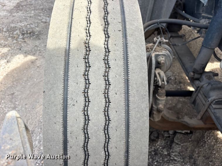 image for item ES8591 2010 International ProStar dump truck