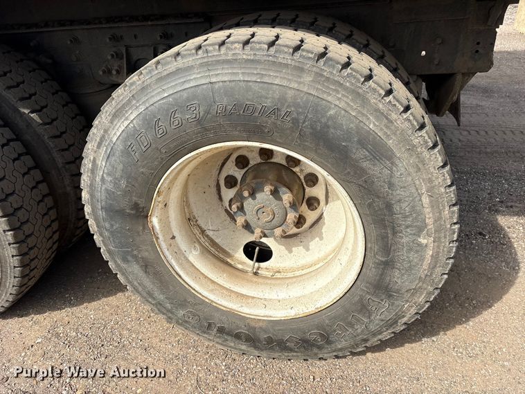 image for item ES8591 2010 International ProStar dump truck