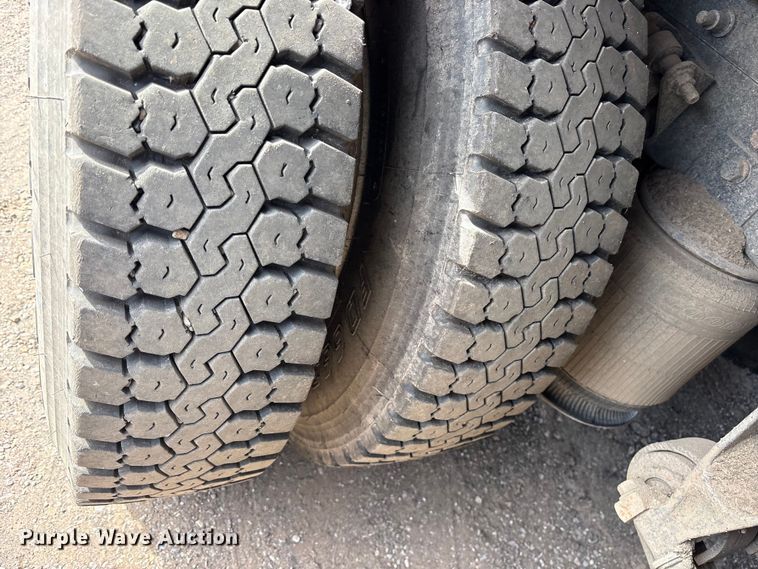 image for item ES8591 2010 International ProStar dump truck