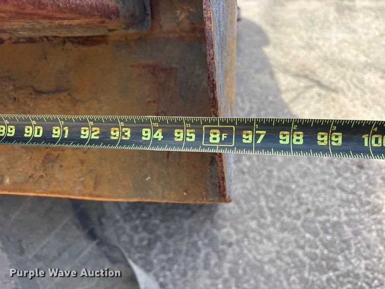 image for item ES8592 2004 Ford F750 dump truck