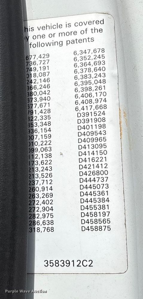 image for item ES8592 2004 Ford F750 dump truck