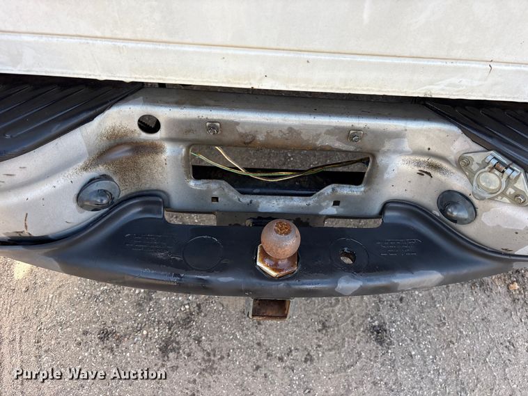 image for item ES8594 2004 Ford F150 Ext. Cab pickup truck