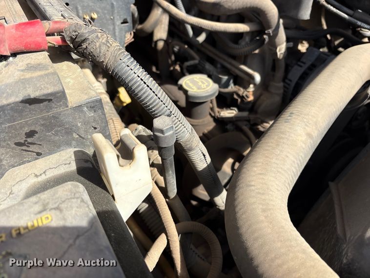 image for item ES8594 2004 Ford F150 Ext. Cab pickup truck