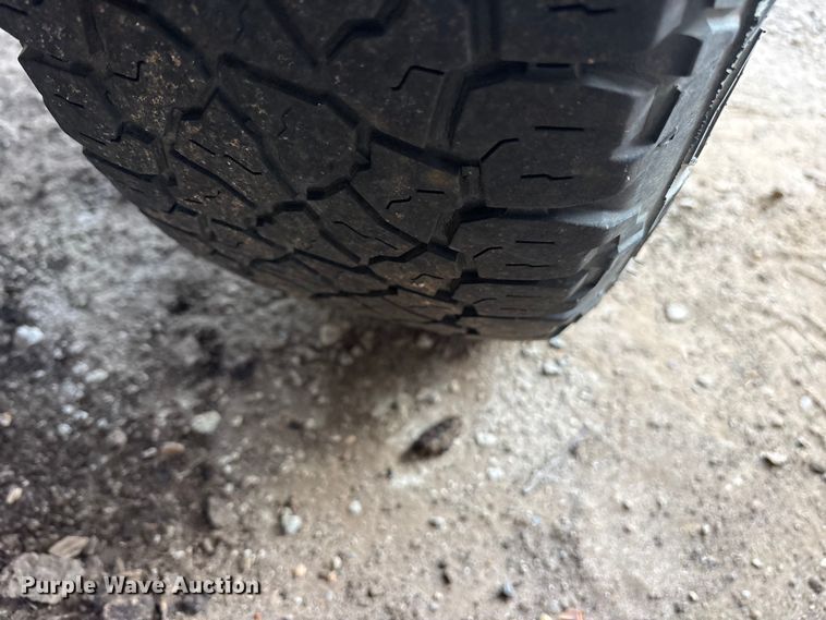 image for item ES8594 2004 Ford F150 Ext. Cab pickup truck