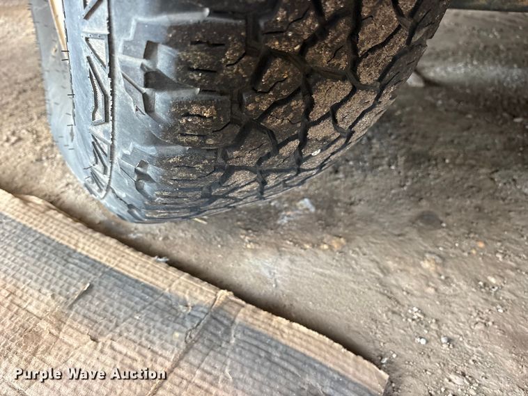 image for item ES8594 2004 Ford F150 Ext. Cab pickup truck