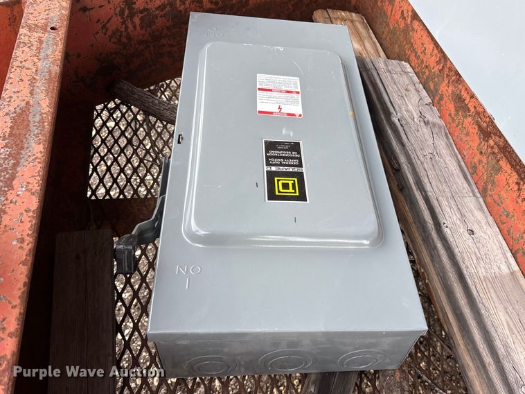 image for item ES8595 Onan 100 GenSet generator