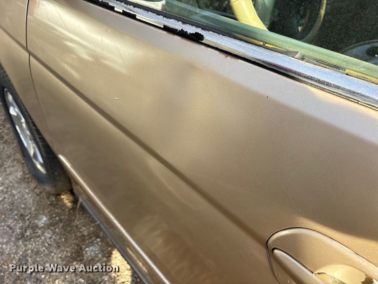 image for item ES8603 1999 Honda Odyssey van