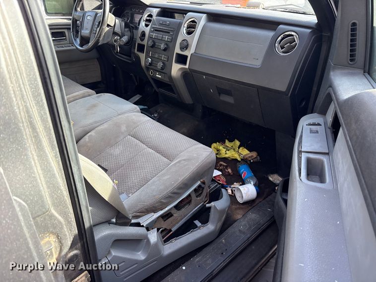 image for item ES8604 2011 Ford F150 Crew Cab pickup truck