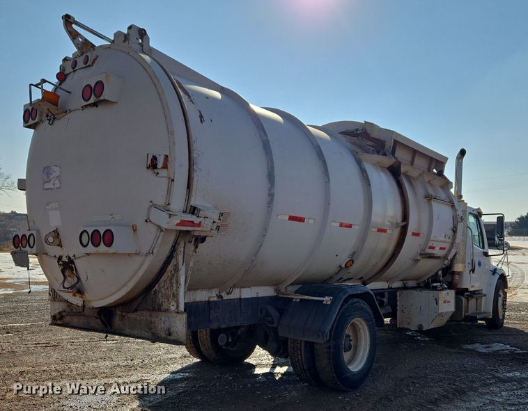 image for item ET1222 2006 Freightliner M2 refuse truck