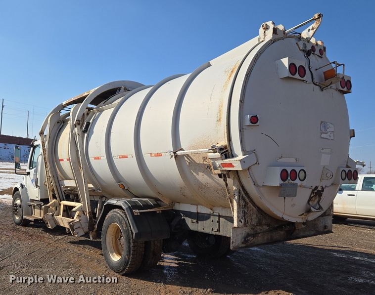 image for item ET1222 2006 Freightliner M2 refuse truck