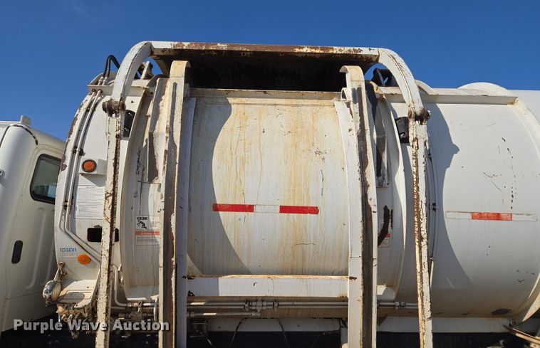 image for item ET1222 2006 Freightliner M2 refuse truck