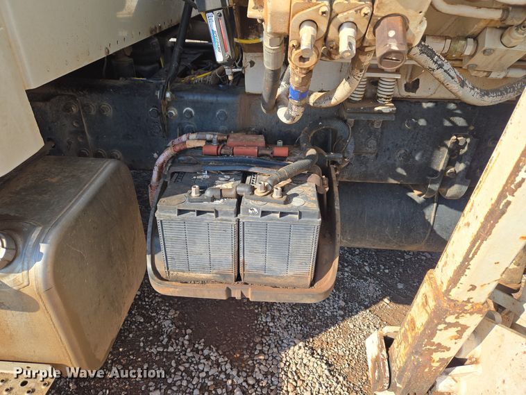 image for item ET1222 2006 Freightliner M2 refuse truck