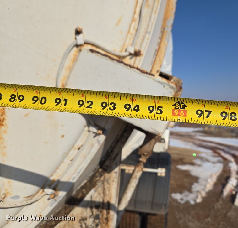 image for item ET1222 2006 Freightliner M2 refuse truck