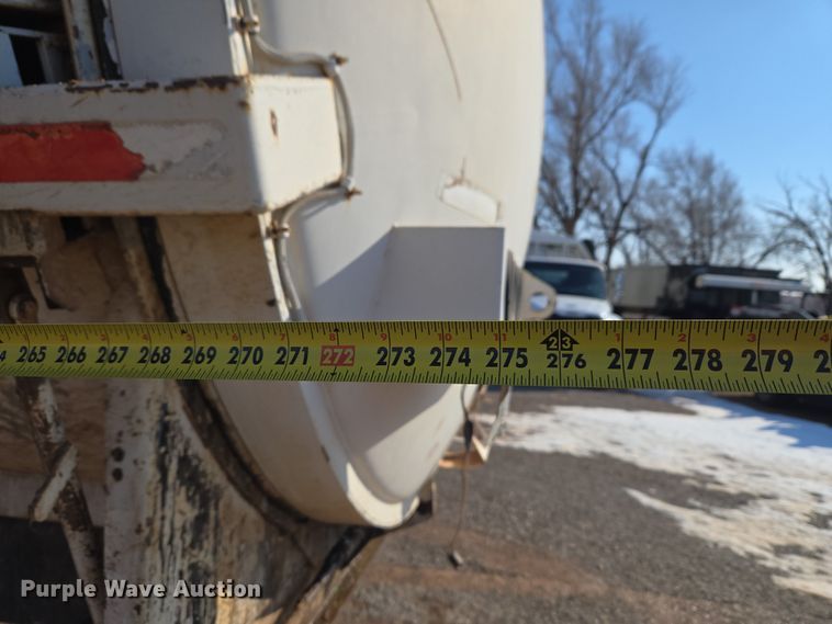 image for item ET1222 2006 Freightliner M2 refuse truck