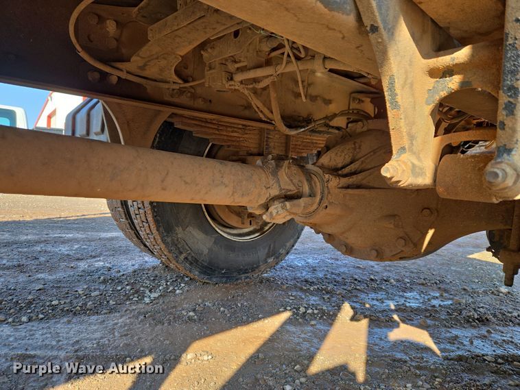 image for item ET1222 2006 Freightliner M2 refuse truck