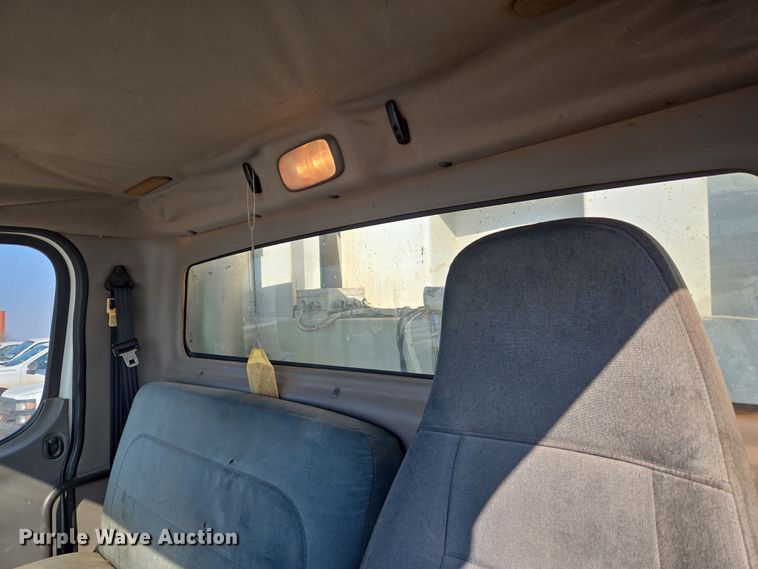 image for item ET1222 2006 Freightliner M2 refuse truck